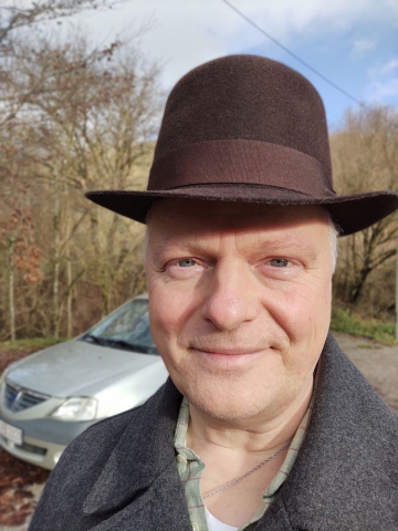 © 2021 Rainer Beel